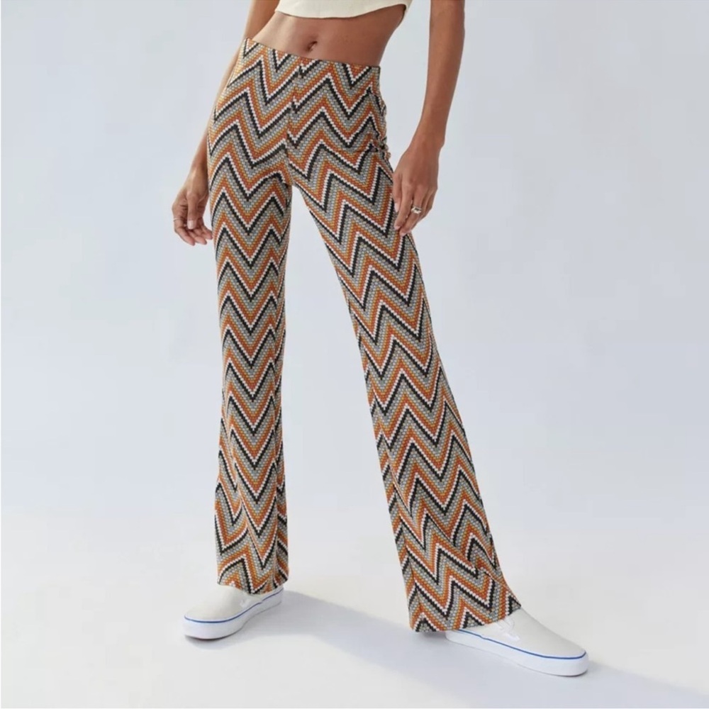 Urban Outfitters Chevron Knit Flare Pants Small Brown 70s Boho Y2K‎